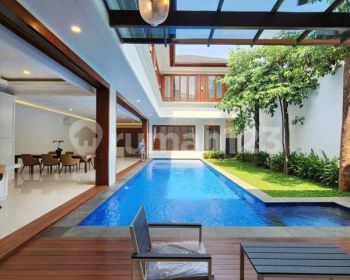 DIJUAL RUMAH MEWAH SIAP HUNI DI KEMANG JAKARTA SELATAN