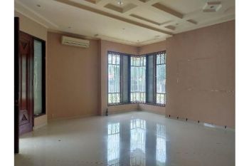 rumah disewakan cocok untuk kantor