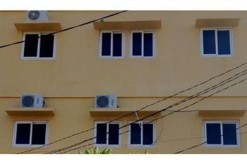 Rent Ruang Usaha: kantor disewakan