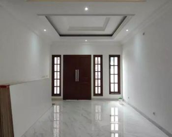 Dijual rumah baru modern minimalis tingkat di pondok kelapa