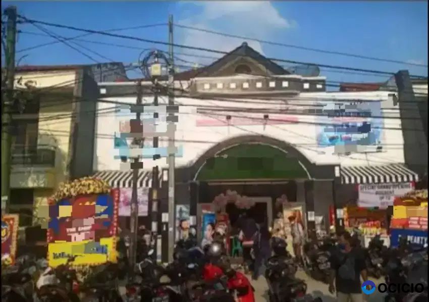 Dijual rumah tempat usaha/ ruko di pinggir jalan bulevard galaxy