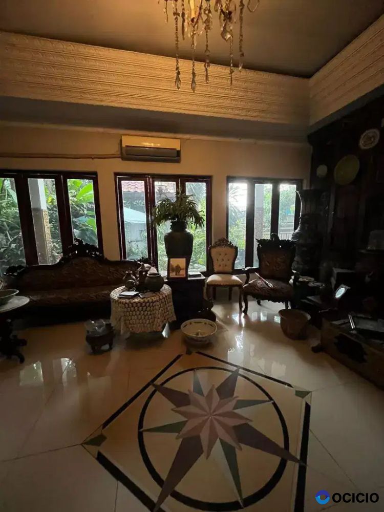 Rumah asri bagus tanah luas 550 m di kavling BNI 46 ratna jatibening