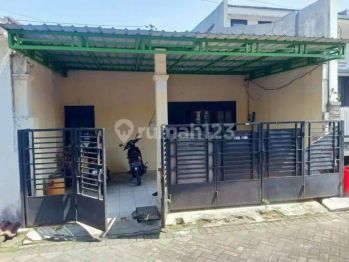 Rumah Bagus Lokasi Strategis Gunungsari Indah Surabaya