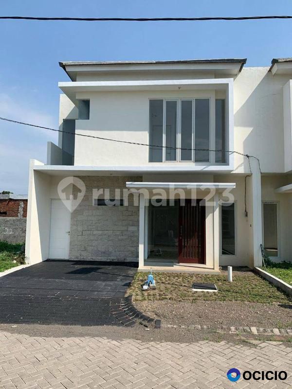 Sewa Rumah 2 Lantai Baru Pink Diamond, Sidoarjo Sedati Dekat Tol