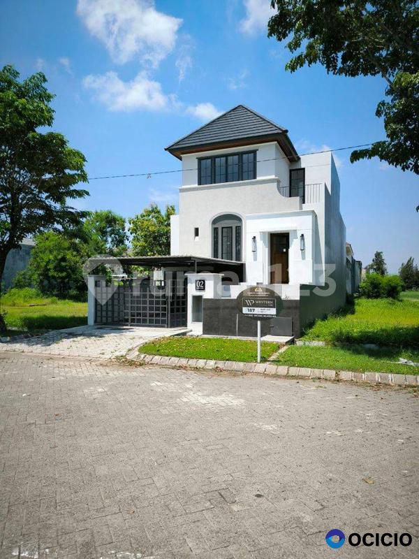 Rumah 2 Lantai Baru di Western Park Pondok Tjandra Waru Dekat Tol