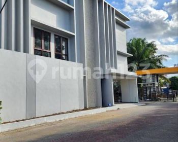 Rumah Villa JOGJA KOTA Cocok Untuk HOMESTAY, REDORZ, KANTOR