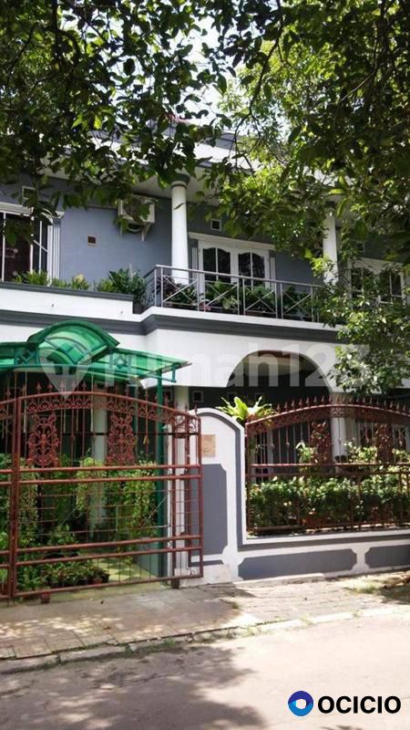 Dijual Cepat Rumah Bagus Hook Kencana Loka, Bsd