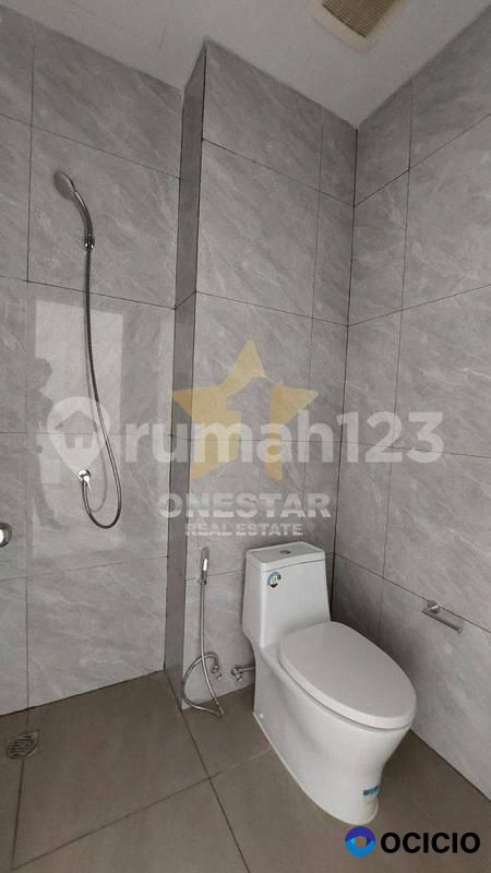 Disewakan Ruko 3lantai Northtridge, Bsd