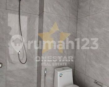 Disewakan Ruko 3lantai Northtridge, Bsd