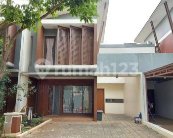 Dijual Rumah Mewah Siap Huni De Park , Bsd