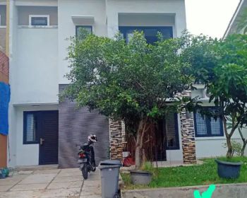 Rumah disewa dengan furniture vila Rizki ilhami Tangerang