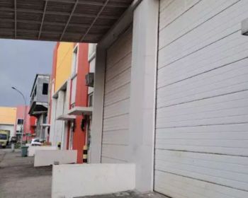 Dijual gudang Bizpark cakung uk 9x24 ada 3 unit