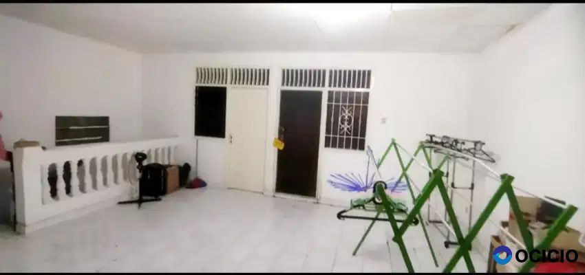 Rumah 2 Lantai Perum 3 Karawaci Tangerang