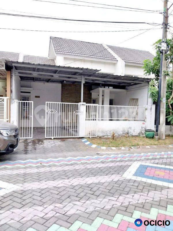 Rumah Siap Huni Strategis Puri Surya Jaya Valencia Garden Surabay