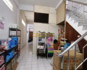 DIJUAL CEPAT Ruko 3,5 Tingkat Siap Huni di Daerah Katamso Jalan Warna