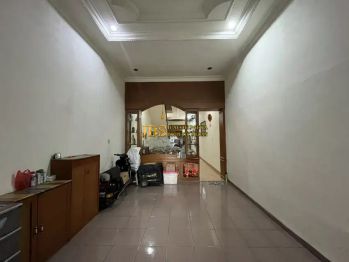 Dijual Ruko Siap Huni di Jalan Tapanuli (Dekat Jl. Sumatera) - Medan