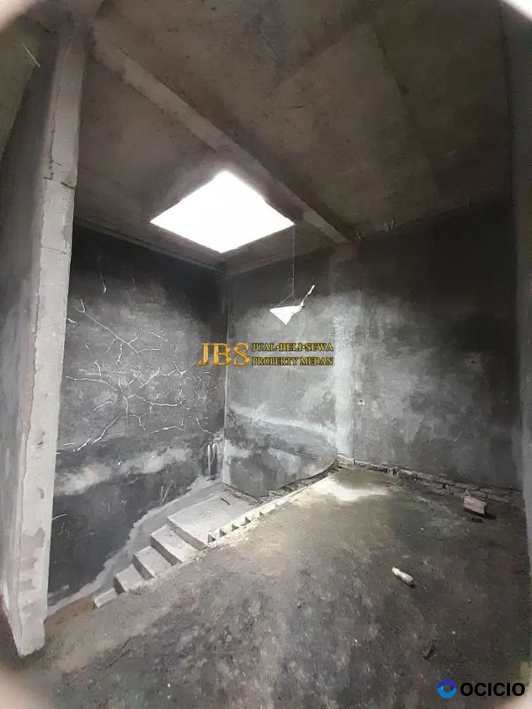 Jual Villa 2.5 Tingkat di Komplek Citraland Gama City Cluster Pasadena