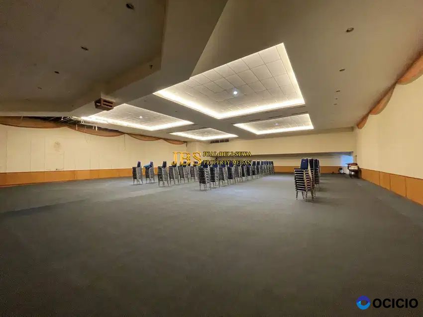 Dijual Gedung 3 Tingkat di Jalan Asrama - Medan