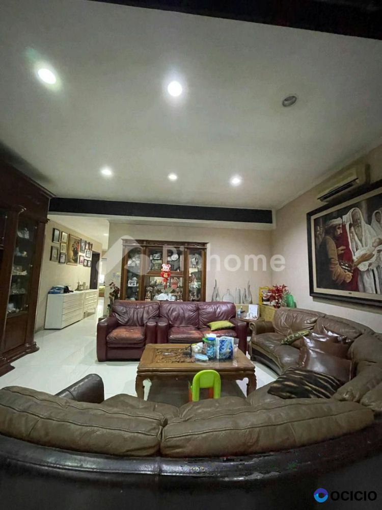 Dijual Rumah Siap Huni Di Lokasi Strategis di Komplek Mekarwangi