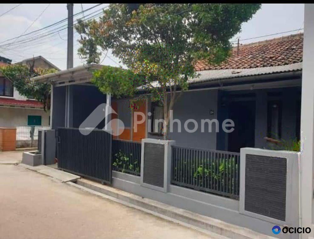 Dijual Rumah Harga Terjangkau di Komplek Pharmindo