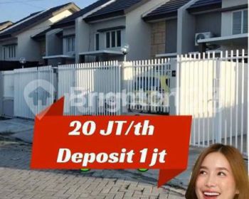 Rumah jalan utama besar Gununganyar Rungkut Surabaya