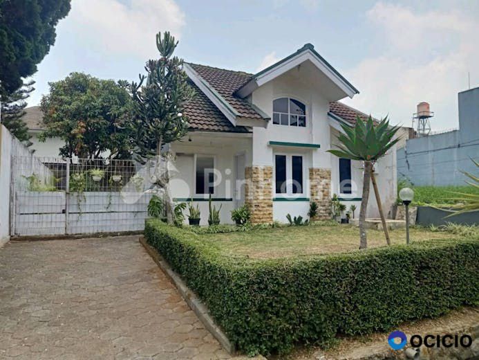 Dijual Rumah Cantik Dan Asri di Graha Puspa Cihideung