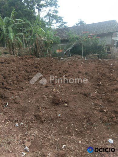 Dijual Tanah Residensial Luas 112 M2 Harga Bisa Nego di Kp. Sejati