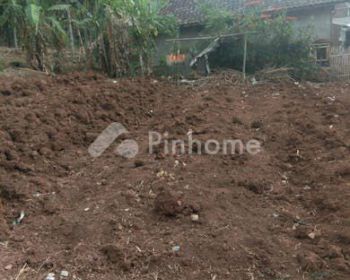 Dijual Tanah Residensial Luas 112 M2 Harga Bisa Nego di Kp. Sejati