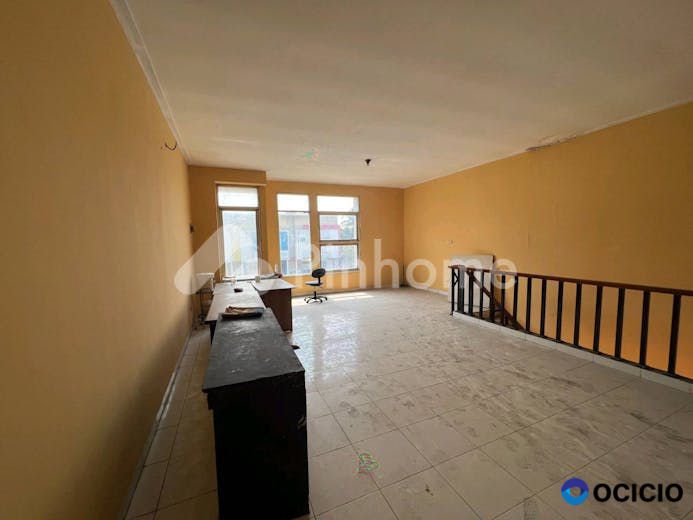 Dijual Gudang Di Lokasi Strategis Dekat Akses Toll di Bizpark Kopo