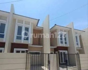 Rumah Dekat Unair Gubeng Atau di Surabaya Siap Huni Ready Stok