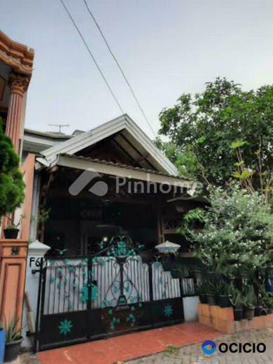 Dijual Rumah Lokasi Bagus di BSD Nusa Loka Jl. Ciater Raya, Watubela