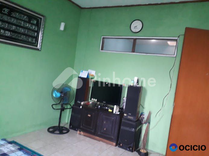 Dijual Rumah Lingkungan Asri di Perumnas Karawaci . Jl. Imam Bonjol