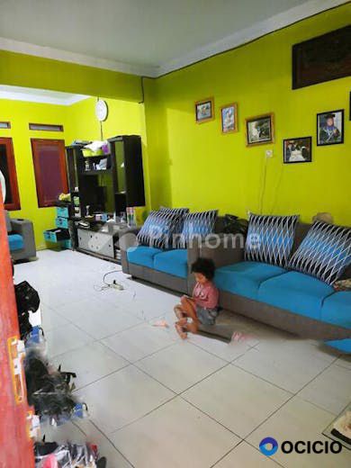 Dijual Rumah Lingkungan Nyaman di Taman Legok Permai