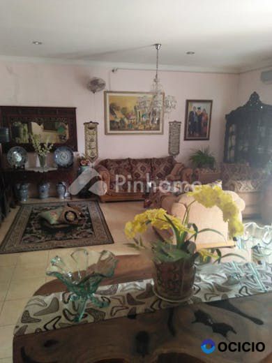 Dijual Rumah Super Strategis di Jl.Kano Raya Kelapa Dua