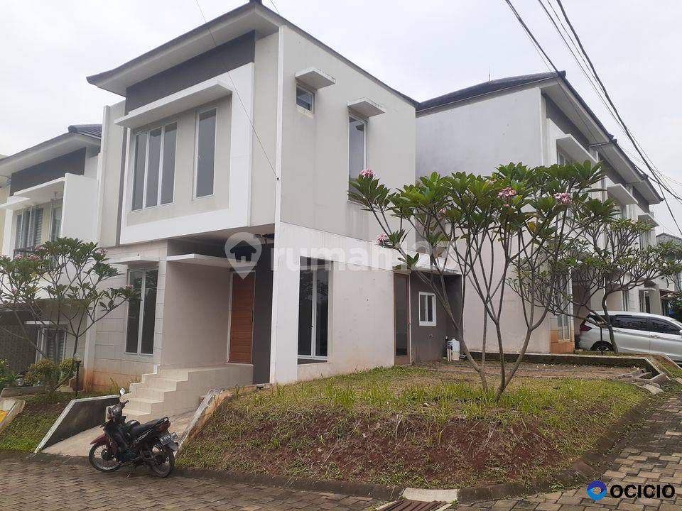Rumah Hook Eklusive 2 Lantai Siap Huni di Cibubur