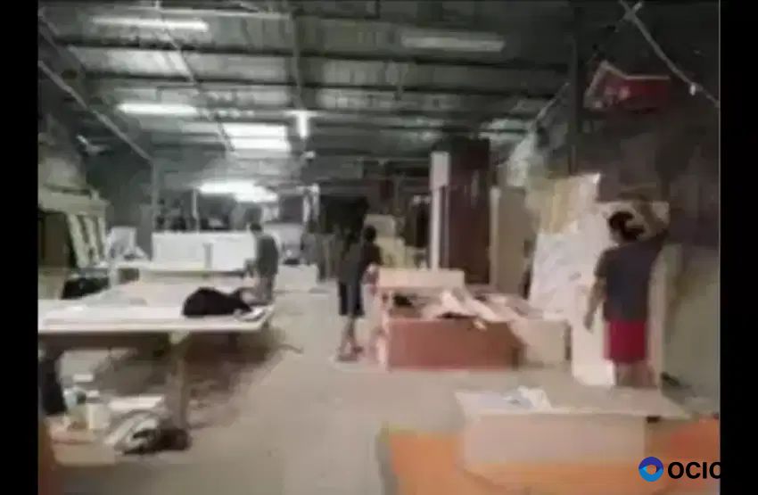 Dijual murah gudang workshop tanah 335m2 di pekayon akses masuk truk