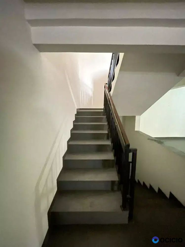 Dijual bangunan LT 468 LB 600 tempat usaha pinggir jalan raya Hankam