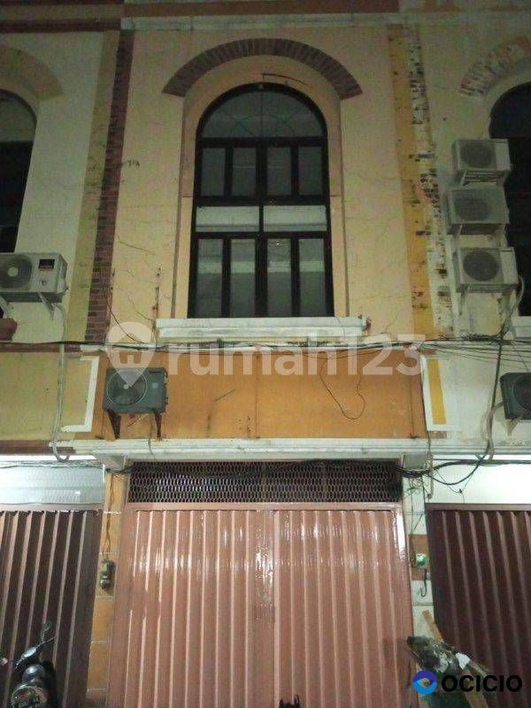 Ruko Raya Gubeng Komplek Ruko 32 Tengah Kota Surabaya
