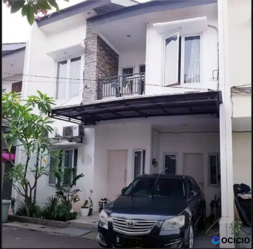 Dijual Rumah Dalam Cluster Cirendeu di Jl Tarumanegara
