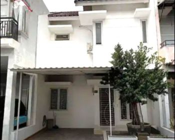 Dijual Rumah Dekat Stasiun Jombang dan Bintaro di Ciputat