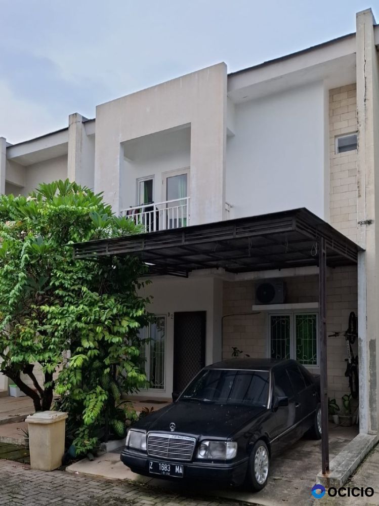 Dijual Rumah 2 Lantai Dalam Komplek di Pondok Ranji