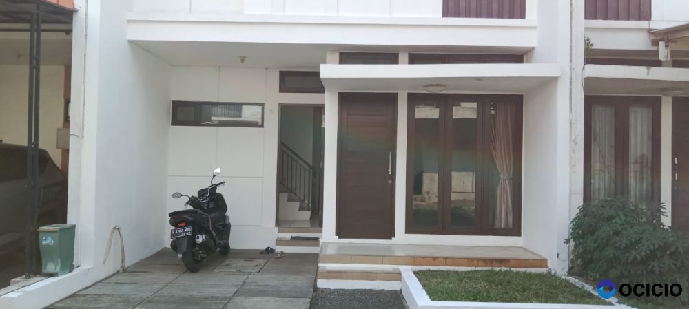Dijual Rumah Dalam Cluster Dekat di Jurangmangu Timur (Jurang Mangu Timur)