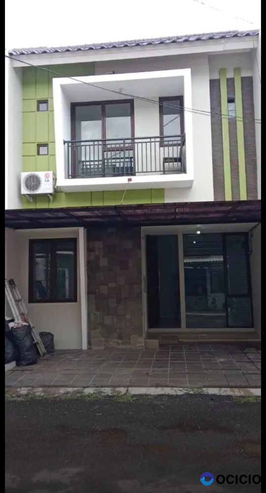 Dijual Rumah BU Lokasi Dekat Stasiun di Ciputat