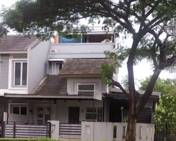 Dijual Rumah 3 Lantai Carport 3 Mobil di SERPONG