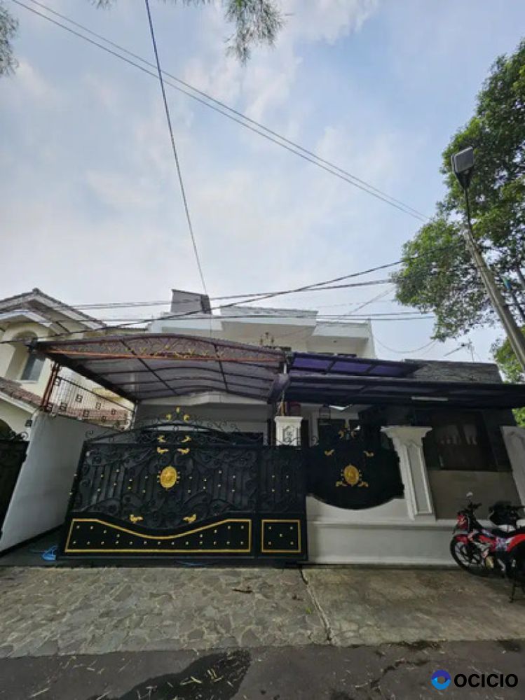 Dijual Rumah 2lantai Kokoh Siap Huni di Bukit Cinere