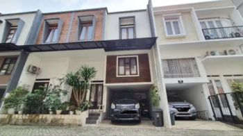 Dijual Rumah 2lantai Dalam Cluster di Ciganjur
