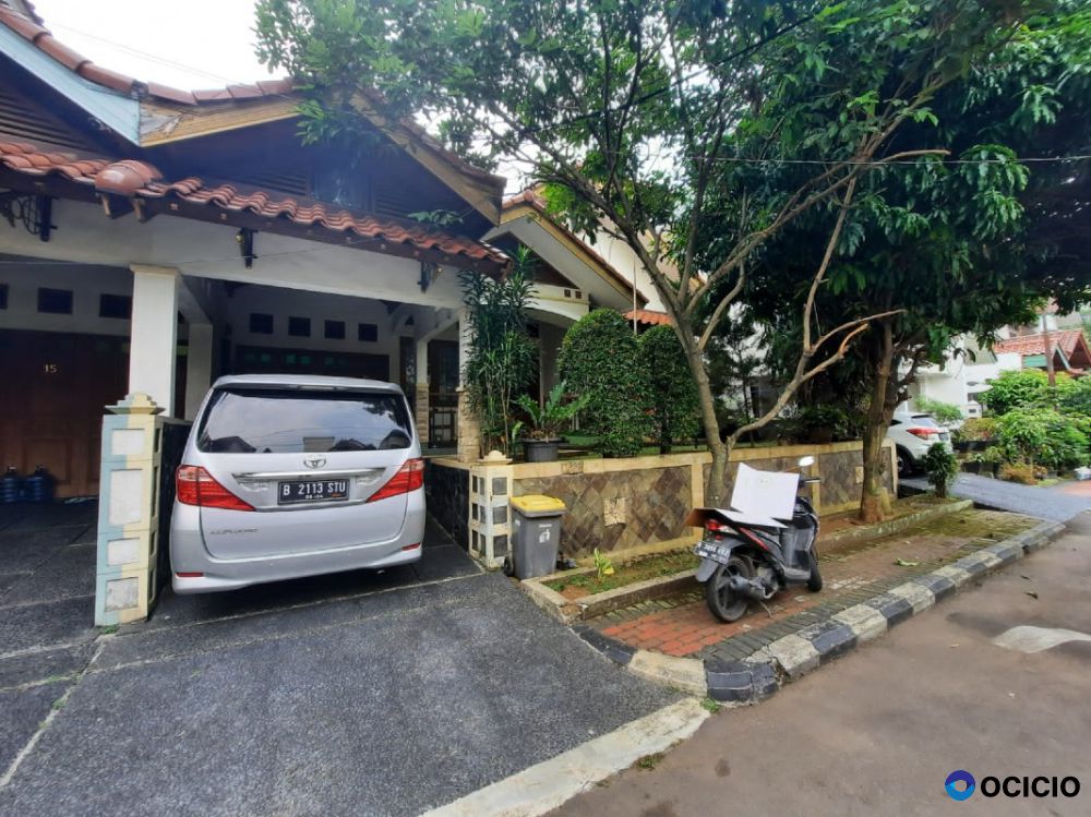 Dijual Rumah Jual Cepat Dalam Komplek di Pesona Khayangan