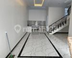 thumbnail-dijual-rumah-murah-clasic-modern-dan-siap-di-jagakarsa-13
