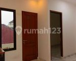 thumbnail-dijual-rumah-baru-siap-huni-di-tanah-baru-beji-3