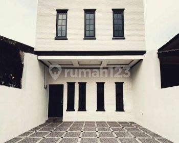 Dijual Rumah siap Huni dekat Toll Desari Gandul